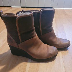 UGG Renata Wedge Ankle Boot